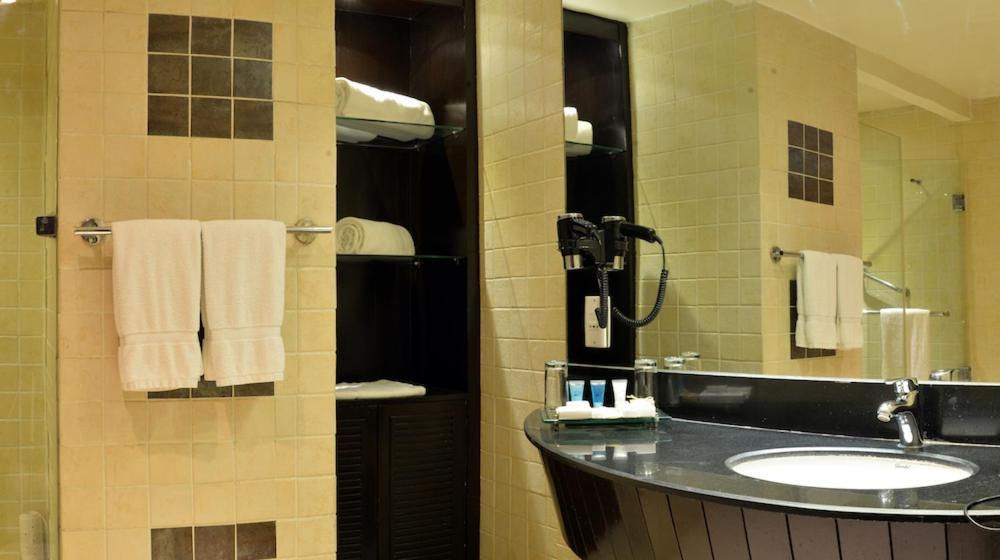 Park Lane Hotel Лахор Екстер'єр фото