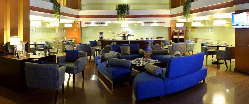 Park Lane Hotel Лахор Екстер'єр фото