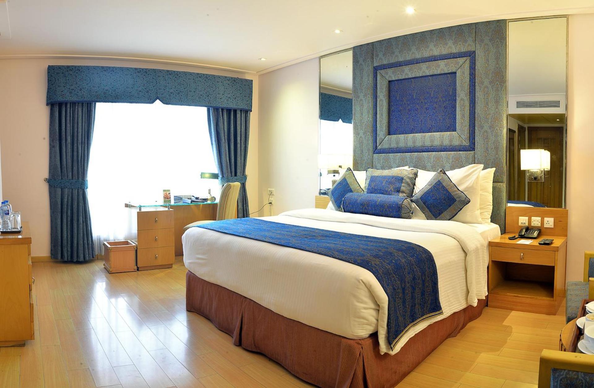 Park Lane Hotel Лахор Екстер'єр фото